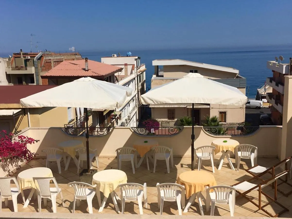 Hotel Sylesia Letojanni Italien