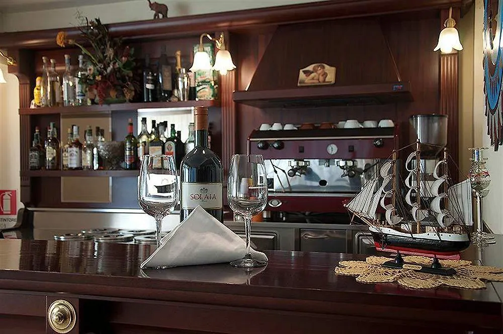 Hotel Sylesia Letoianni Itália