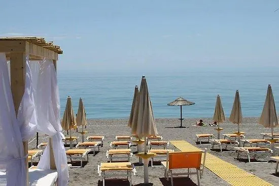 Hotel Sylesia Letoianni