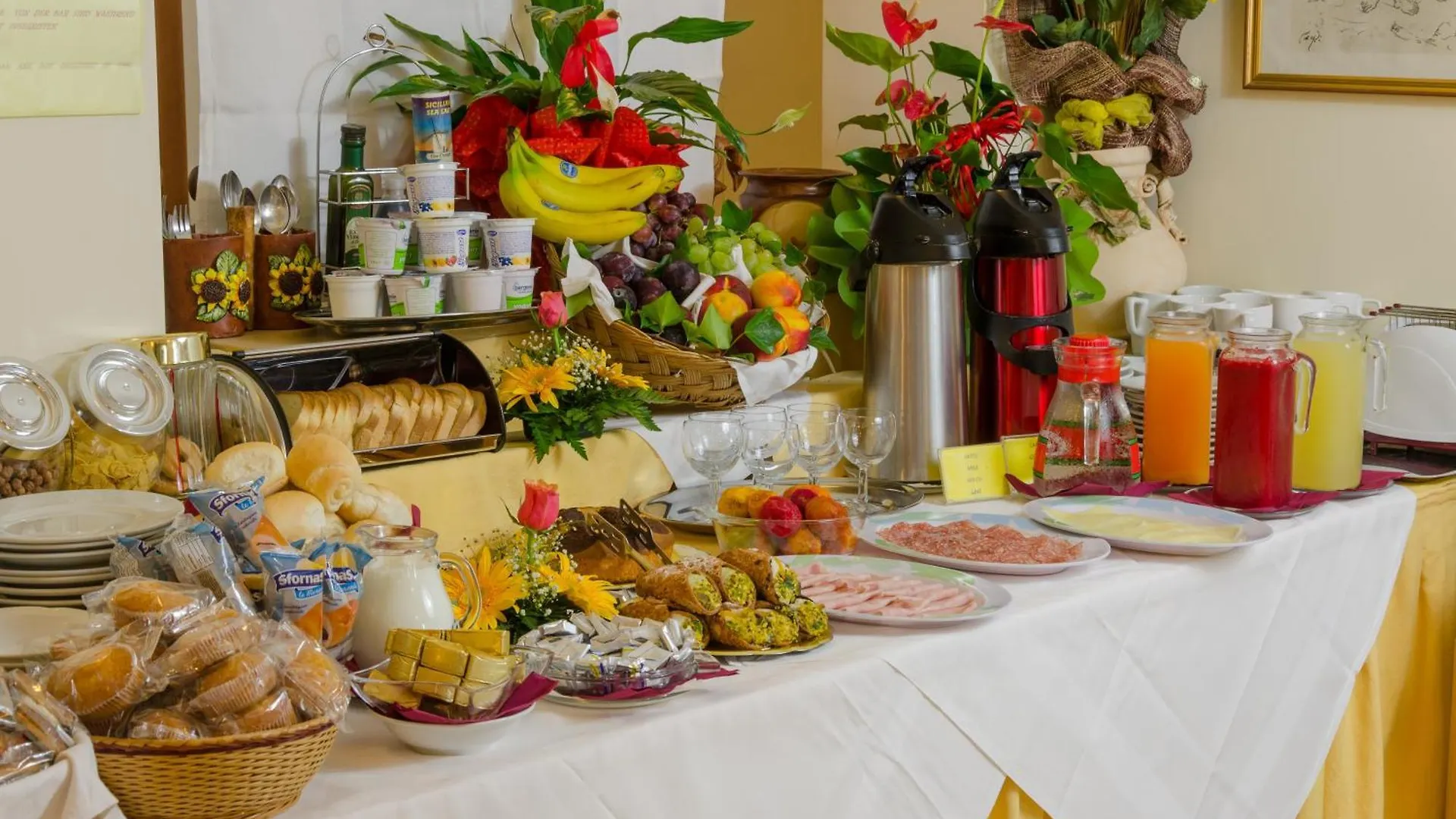 Hotel Sylesia Letoianni Itália