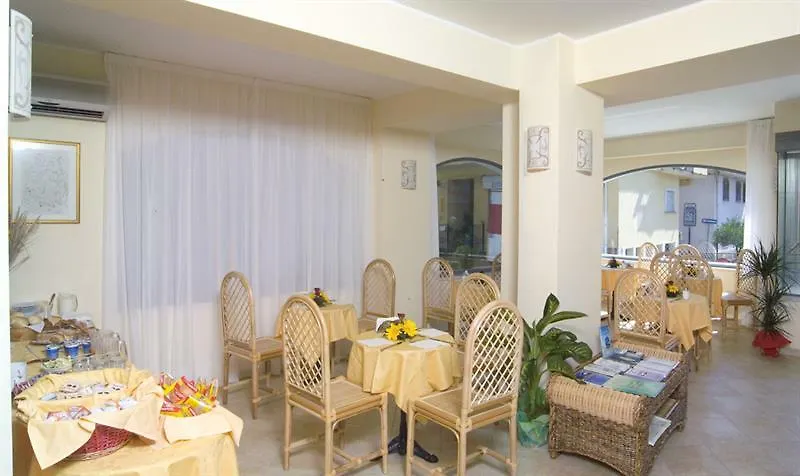 Hotel Sylesia Letoianni